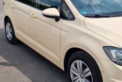 VW Touran 400.400 km 4.800 &euro; Hanau 63450