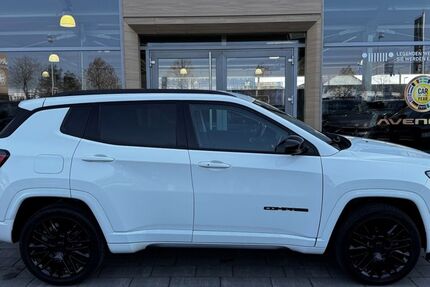 Jeep Compass 29.150 km 24.444 &euro; Aschaffenburg 63741
