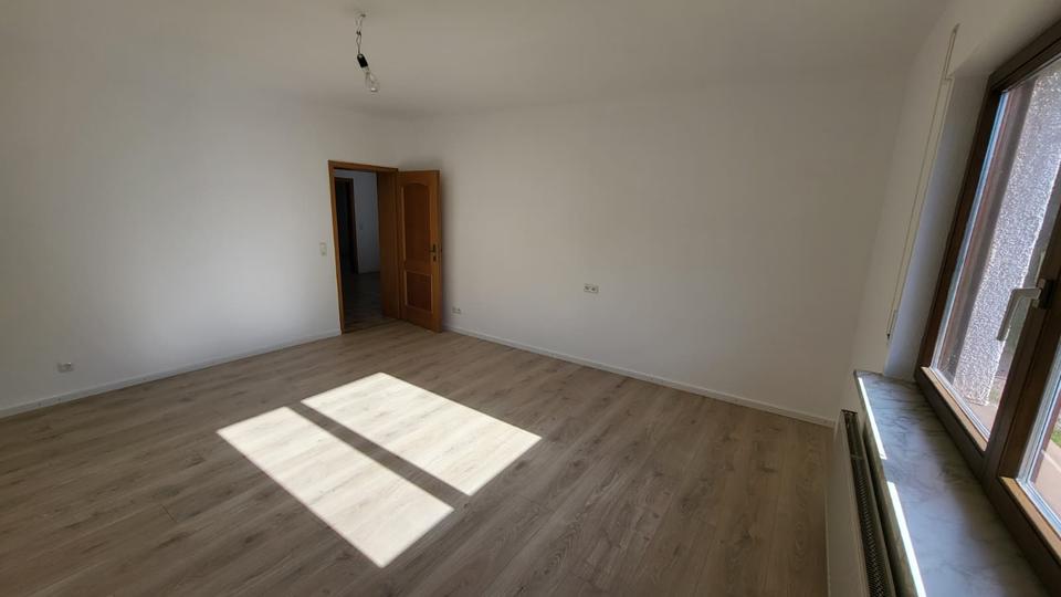 Etagenwohnung Linsengericht - 3.5 Zimmer, 120 m&sup2;, 1.100&euro; | Angebot:26649777