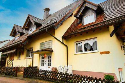 Haus Schöllkrippen - 12 Zimmer, 240 m&sup2;, 649.000&euro; | Angebot:26545602