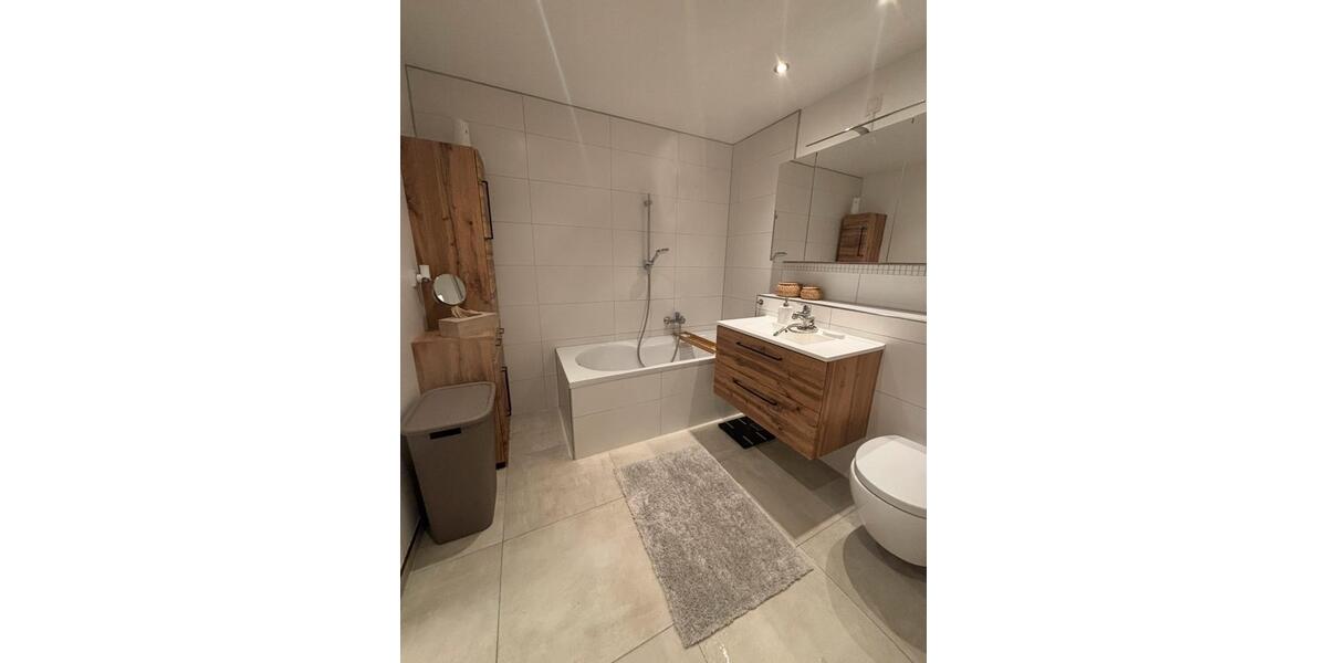 Reihenhaus Hösbach - 5 Zimmer, 145 m&sup2;, 1.700&euro; | Angebot:25590831