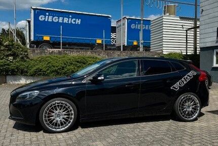 Volvo V40 125.700 km 11.500 &euro; Freudenberg 97896