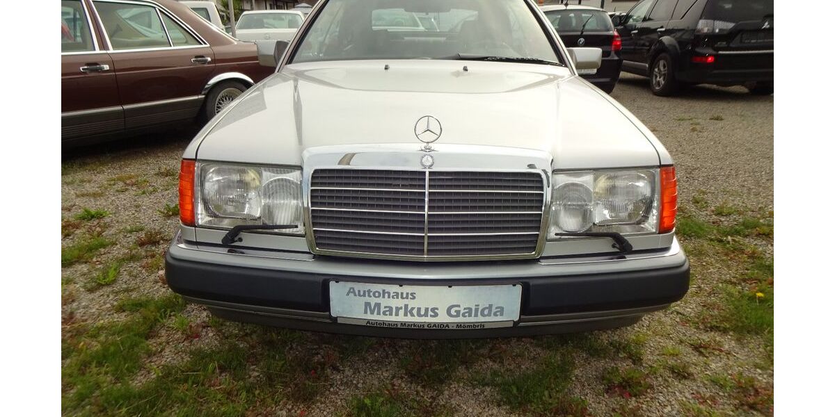 Mercedes-Benz E 300 102.800 km 29.999 &euro; Mömbris 63776