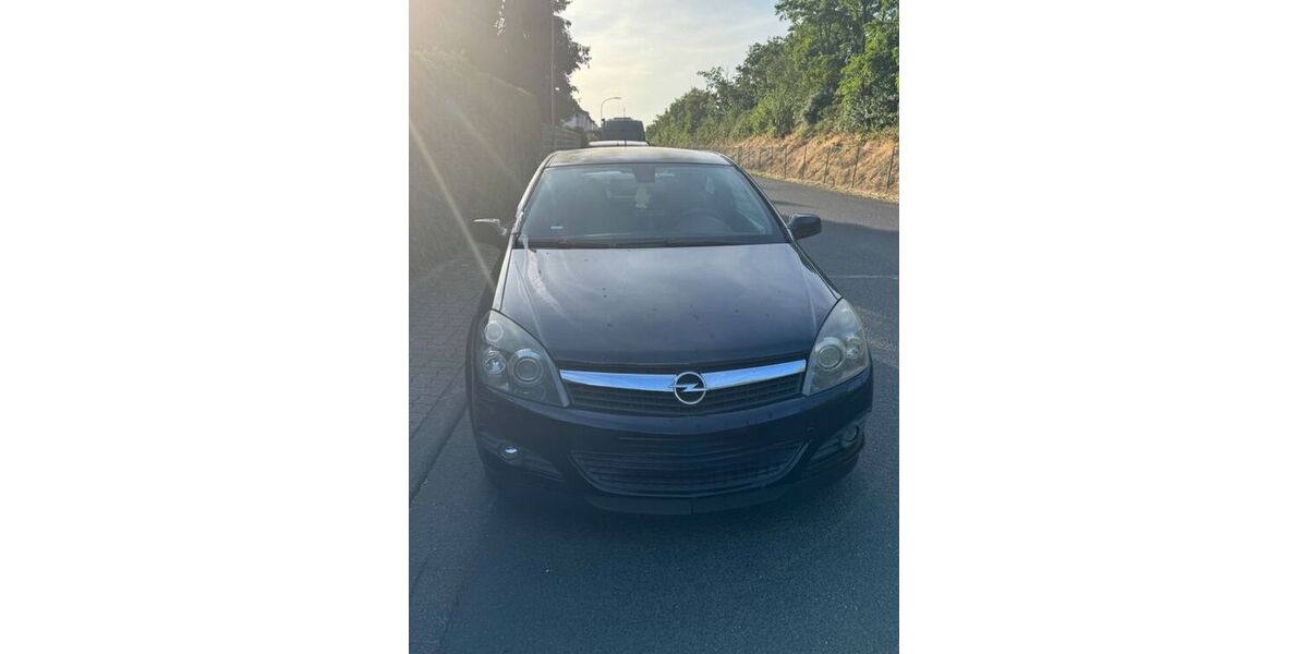 Opel Astra 2.096 km 750 &euro; Stockstadt am Main 63811