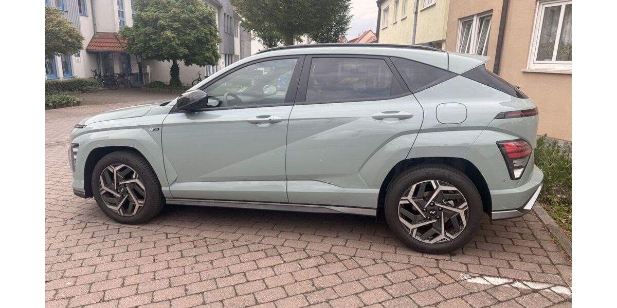 Hyundai KONA 1.800 km 26.599 &euro; Groß-Zimmern 64846