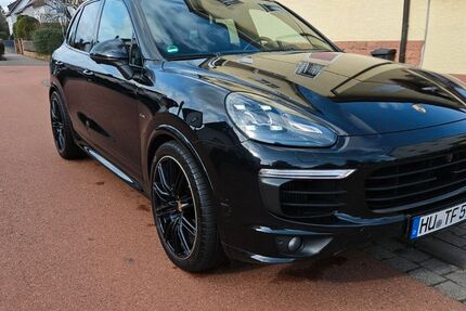 Porsche Cayenne 255.000 km 28.999 &euro; Bruchköbel 63486