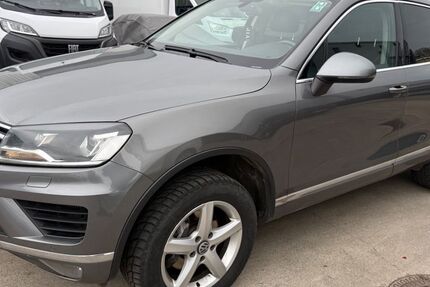 VW Touareg 358.000 km 9.600 &euro; Maintal 63477