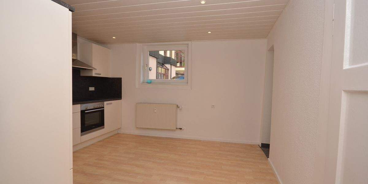 Etagenwohnung Obernburg - 2 Zimmer, 60 m&sup2;, 660&euro; | Angebot:26230344