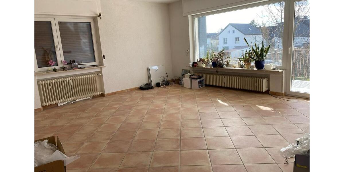 Etagenwohnung Eppertshausen - 3.5 Zimmer, 92 m&sup2;, 1.200&euro; | Angebot:25224560