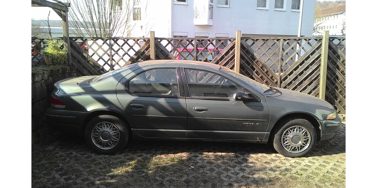 Chrysler Stratus 162.245 km 1.790 &euro; Gelnhausen 63571