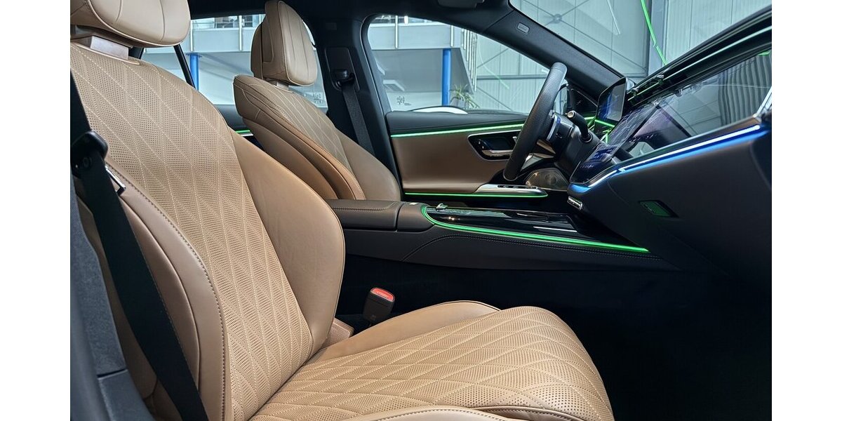 Mercedes-Benz E 300 T de 4M AMG NP:108.510 SUPERSCREEN-AIRMAT. 4.659 km 62.990 &euro; Groß-Umstadt 64823