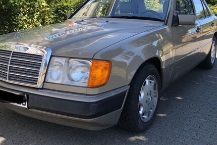 Mercedes-Benz 200 178.000 km 4.500 &euro; Messel 64409