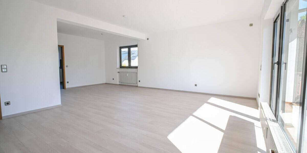 Etagenwohnung Großostheim - 4 Zimmer, 108 m&sup2;, 1.100&euro; | Angebot:26345554