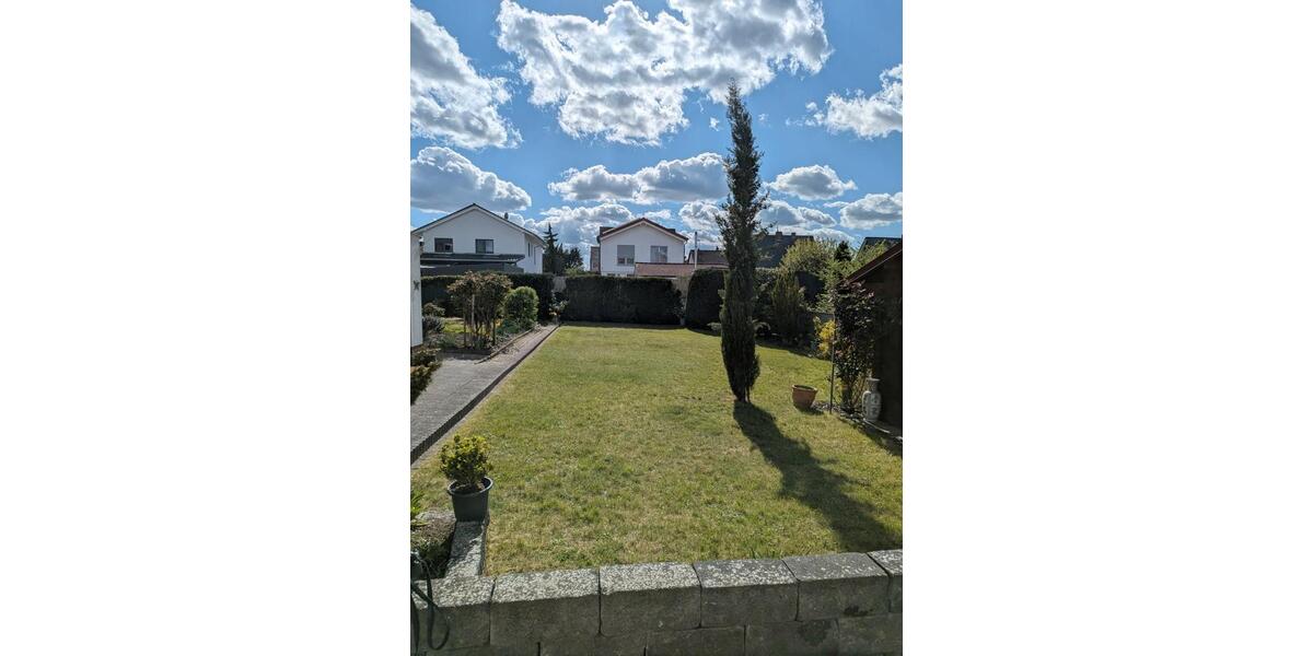 Erdgeschoßwohnung Babenhausen - 3 Zimmer, 90 m&sup2;, 850&euro; | Angebot:26234354