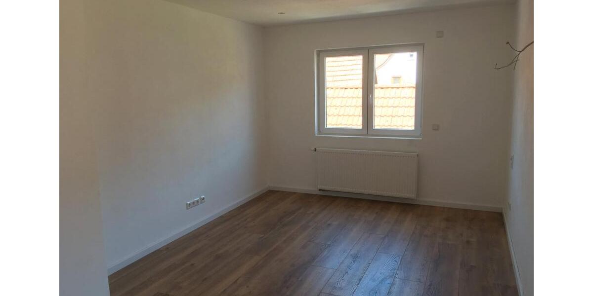 Einfamilienhaus Gründau - 5 Zimmer, 124 m&sup2;, 1.100&euro; | Angebot:26493857