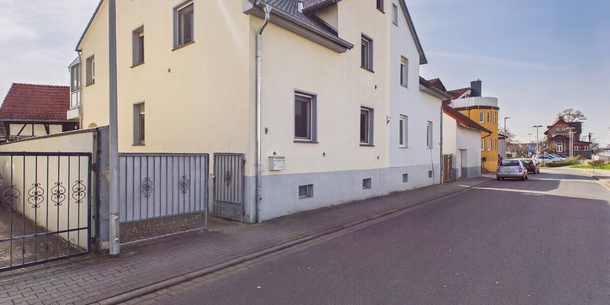 Doppelhaushälfte mit Garten und Nebengebäude – flexibel nutzbar für Familien - Doppelhaushälfte Rodgau | Angebot:25853370