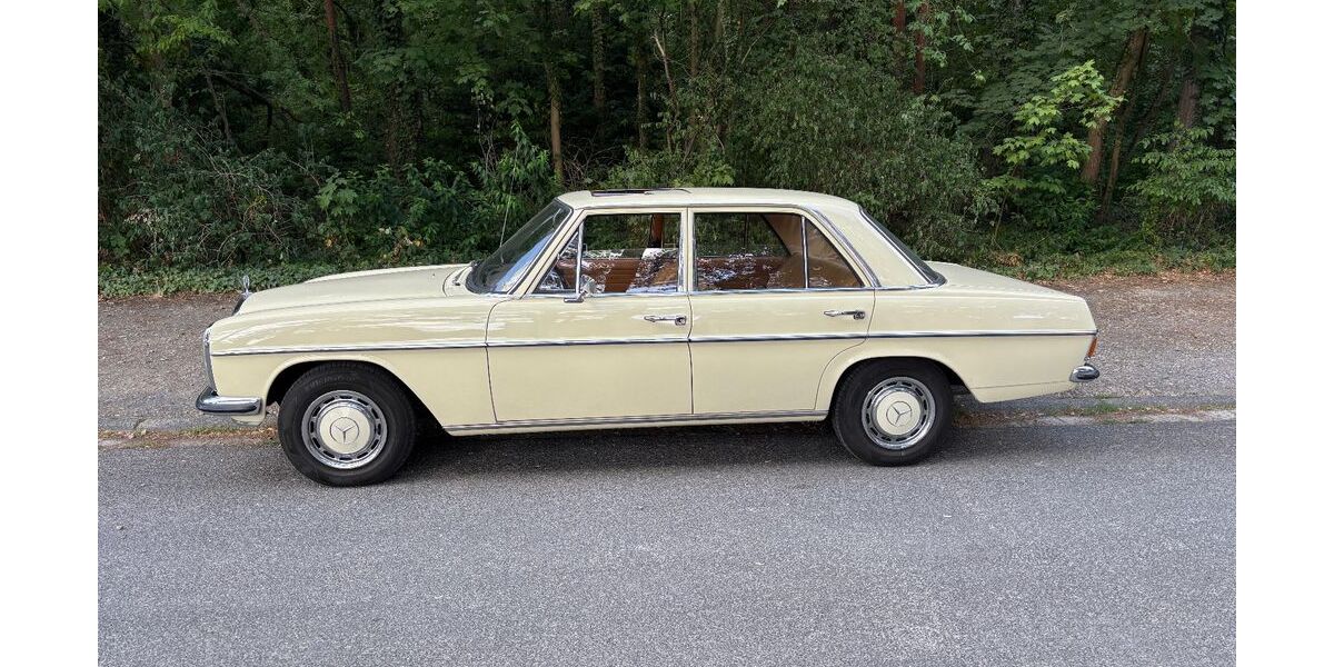 Mercedes-Benz 220 65.000 km 19.990 &euro; Obertshausen 63179