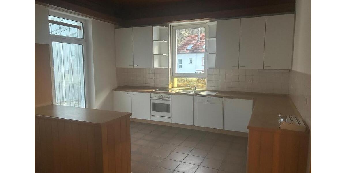 Erdgeschoßwohnung Bessenbach - 2 Zimmer, 135 m&sup2;, 1.100&euro; | Angebot:25722555