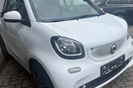 Smart ForTwo 108.600 km 9.998 &euro; Sulzbach 63834