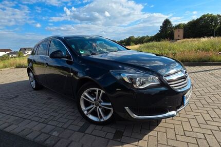 Opel Insignia 213.000 km 5.200 &euro; Gründau 63584