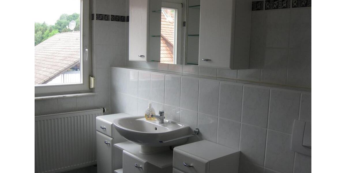 Dachgeschoßwohnung Frammersbach - 3 Zimmer, 35 m&sup2;, 450&euro; | Angebot:25966006