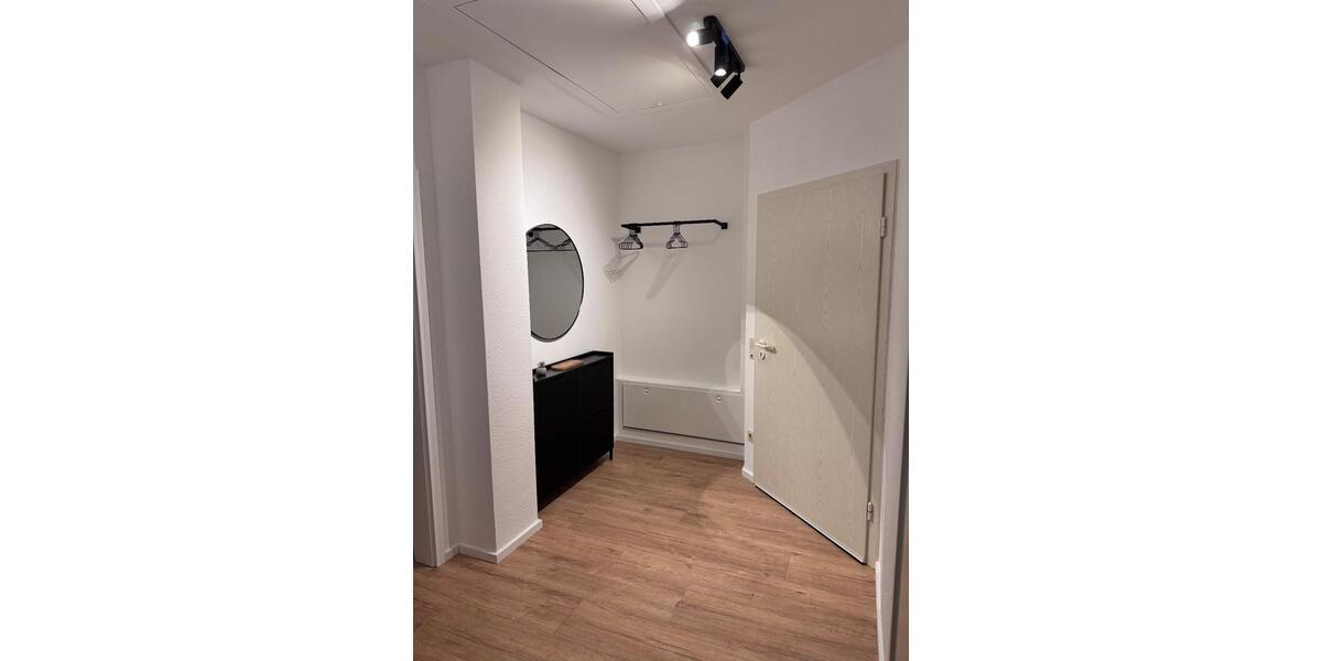 Etagenwohnung Aschaffenburg Damm - 2 Zimmer, 67 m&sup2;, 1.750&euro; | Angebot:25925038