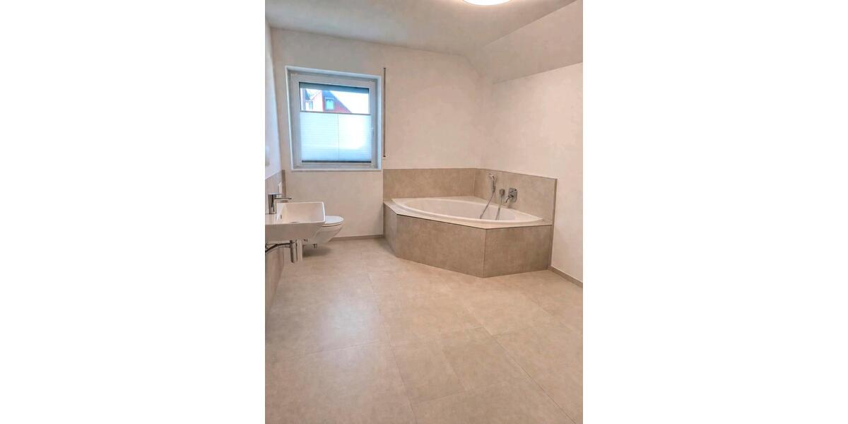 Etagenwohnung Heimbuchenthal - 3 Zimmer, 106 m&sup2;, 950&euro; | Angebot:26278940