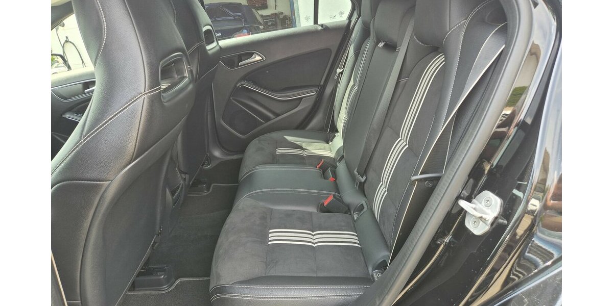 Mercedes-Benz A 200 BlueEfficiency, AMG-Line, LED, Klima, Navi, 91.800 km 17.790 &euro; Rodgau 63110