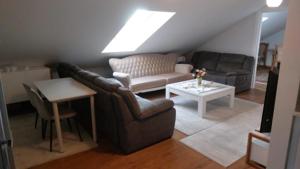 Dachgeschoßwohnung Mainaschaff - 3 Zimmer, 65 m&sup2;, 800&euro; | Angebot:26336654