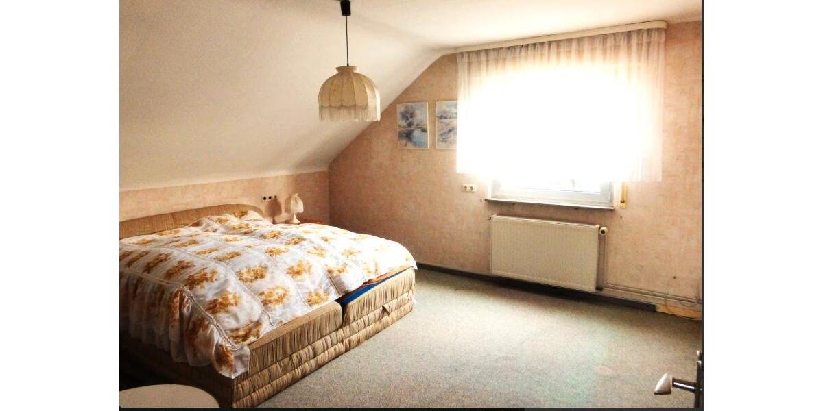 Einfamilienhaus Hasselroth - 7 Zimmer, 140 m&sup2;, 429.000&euro; | Angebot:27041058