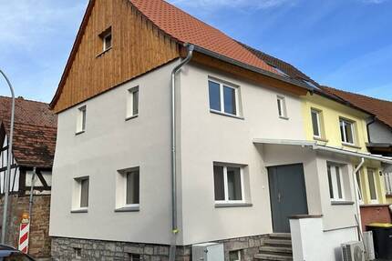 Haus Gründau / Niedergründau Niedergründau - 5 Zimmer, 100 m&sup2;, 1.100&euro; | Angebot:26105543