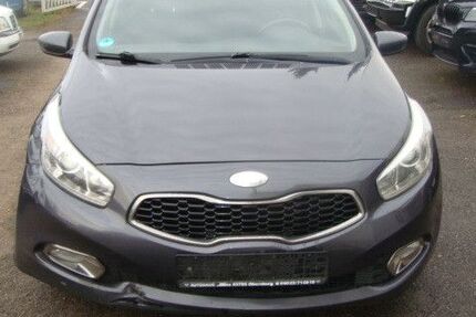 Kia pro ceed / ProCeed 362.000 km 2.950 &euro; Erlensee 63526