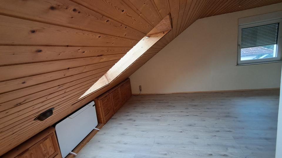 Doppelhaushälfte Goldbach - 6 Zimmer, 135 m&sup2;, 1.550&euro; | Angebot:24827171