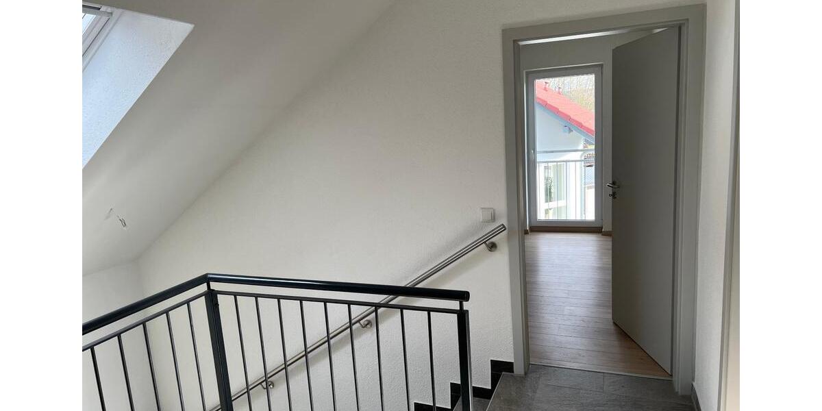 Maisonettenwohnung Bad König - 5 Zimmer, 135 m&sup2;, 1.400&euro; | Angebot:26577822
