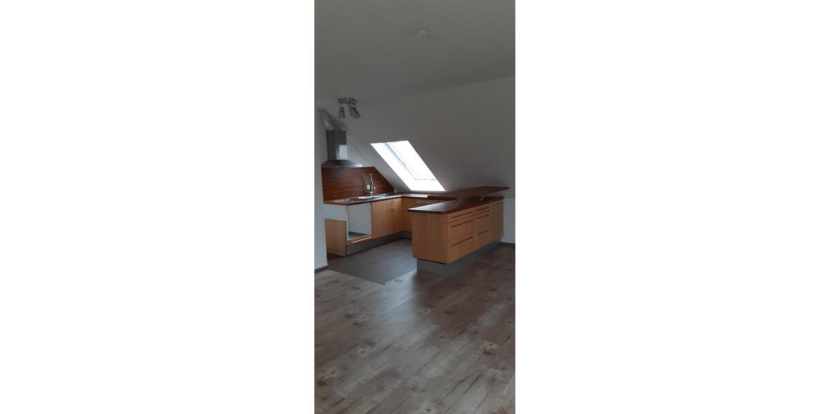Dachgeschoßwohnung Alzenau - 3 Zimmer, 64 m&sup2;, 790&euro; | Angebot:24818027