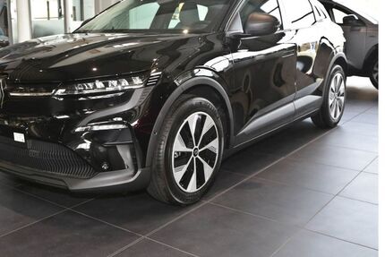 Renault Megane E-TECH 10.500 km 29.190 &euro; Aschaffenburg 63741