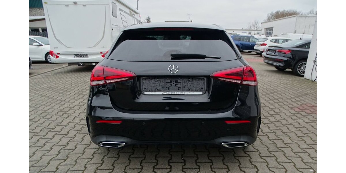 Mercedes-Benz A 200 AMG Line, Standheizung, Leder, Rückfahrkamer 145.252 km 17.990 &euro; Rodgau 63110