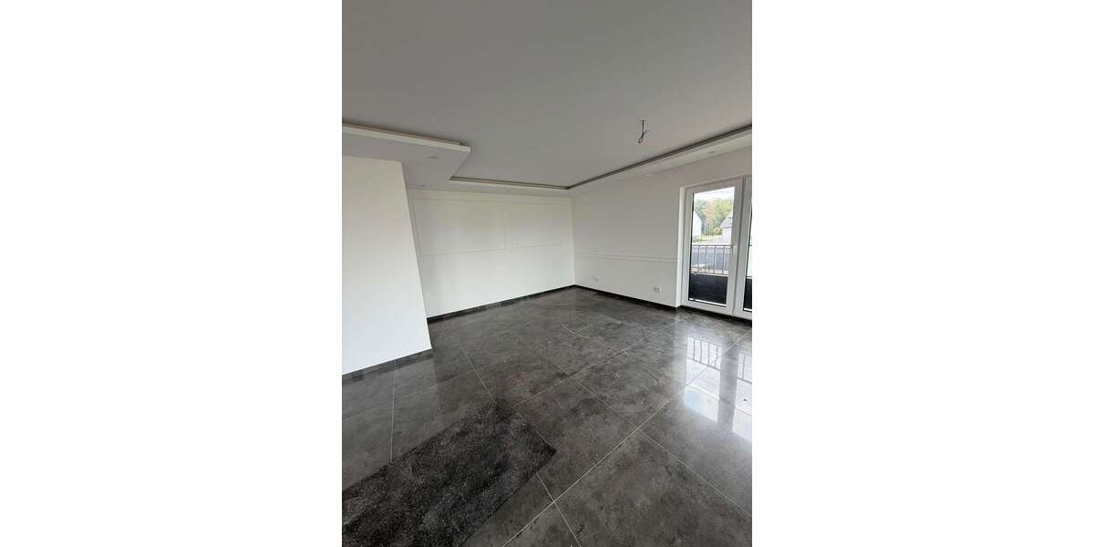 Etagenwohnung Rodenbach - 5 Zimmer, 142 m&sup2;, 2.000&euro; | Angebot:27087647