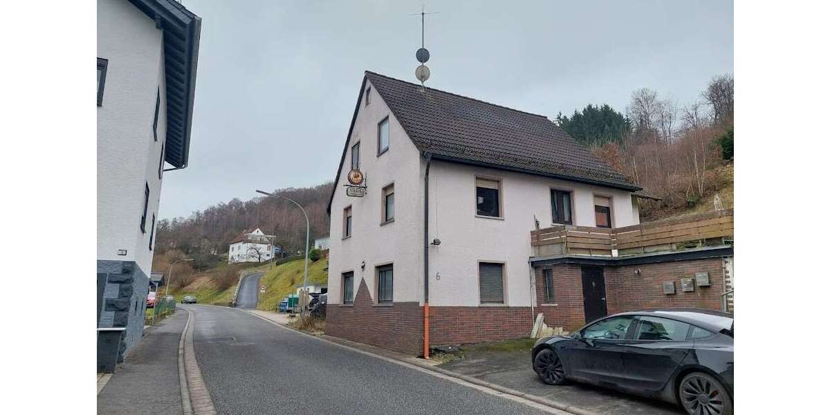 Einfamilienhaus Flörsbachtal Lohrhaupten - 11 Zimmer, 248 m&sup2;, 180.000&euro; | Angebot:26204221