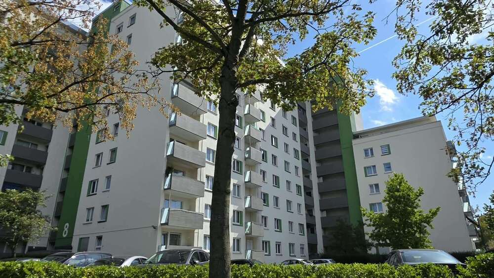 Etagenwohnung Hanau Lamboy - 3 Zimmer, 77 m&sup2;, 700&euro; | Angebot:27327083