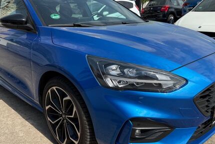 Ford Focus 111.000 km 12.990 &euro; Mainaschaff 63814