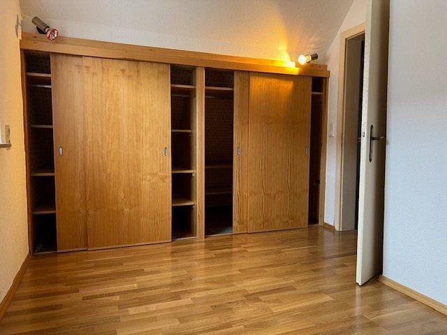 Einfamilienhaus Wörth am Main - 6 Zimmer, 149 m&sup2;, 119.000&euro; | Angebot:26038921