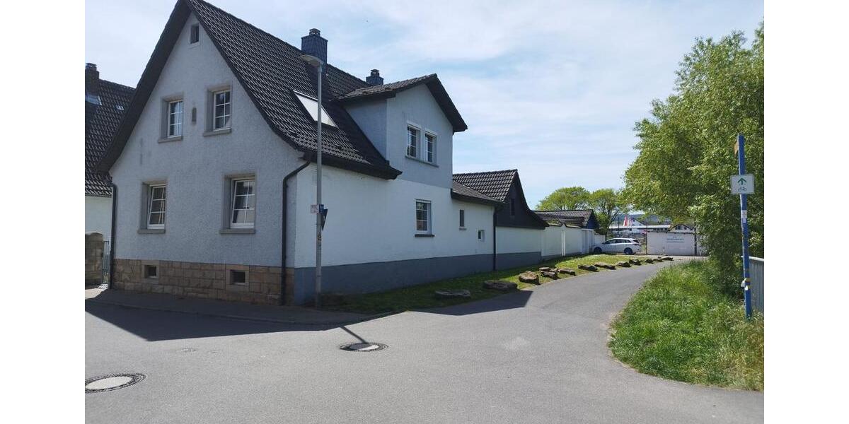 Einfamilienhaus Großostheim - 9 Zimmer, 250 m&sup2;, 585.000&euro; | Angebot:26973812