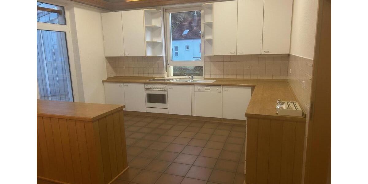 Erdgeschoßwohnung Bessenbach - 2 Zimmer, 135 m&sup2;, 1.100&euro; | Angebot:25722555