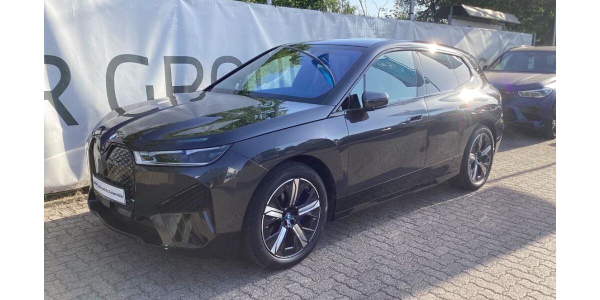 BMW iX 20.858 km 46.999 &euro; Hainburg 63512
