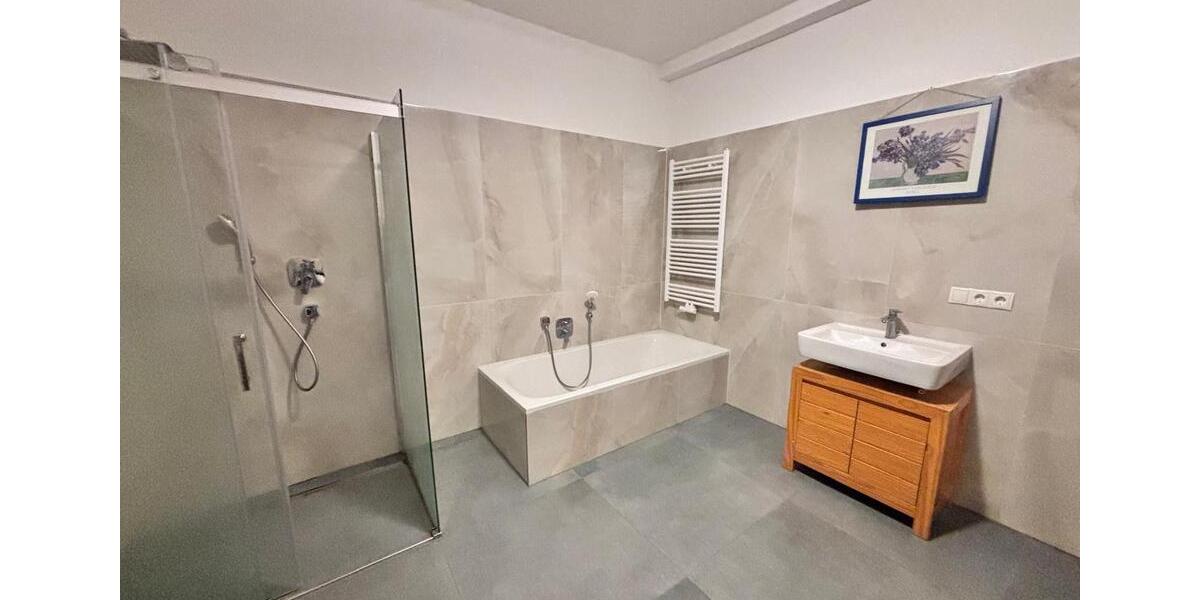 Erdgeschoßwohnung Aschaffenburg Österreicher Kolonie - 3 Zimmer, 150 m&sup2;, 1.600&euro; | Angebot:23398199