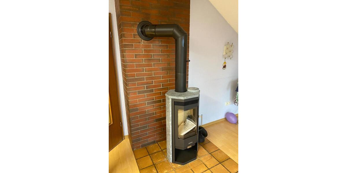 Dachgeschoßwohnung Mönchberg - 2 Zimmer, 66 m&sup2;, 450&euro; | Angebot:26255313