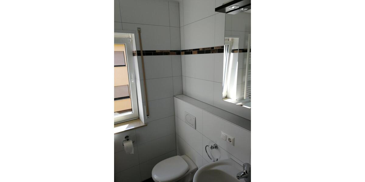 Etagenwohnung Großostheim - 4 Zimmer, 120 m&sup2;, 1.200&euro; | Angebot:24351821