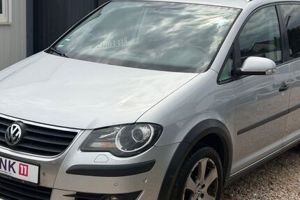 VW Touran 241.600 km 4.900 &euro; Rodgau 63110