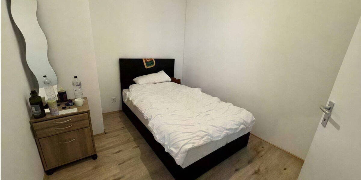Etagenwohnung Hanau Innenstadt - 3 Zimmer, 81 m&sup2;, 210.000&euro; | Angebot:26820660